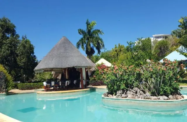 Hotel Las Puertas del Paraiso Rio San Juan piscine